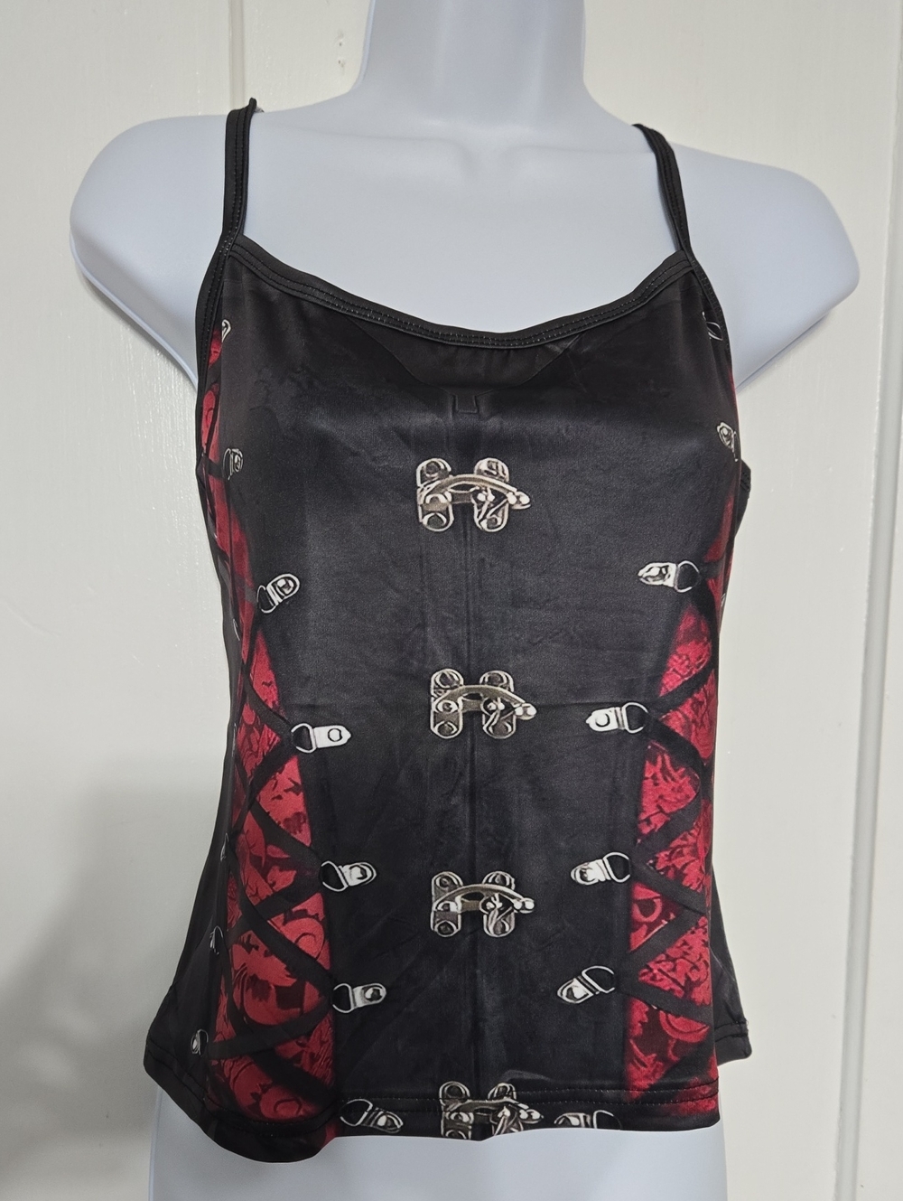 Black & Red Gothic Print Satiny Tank Top XL